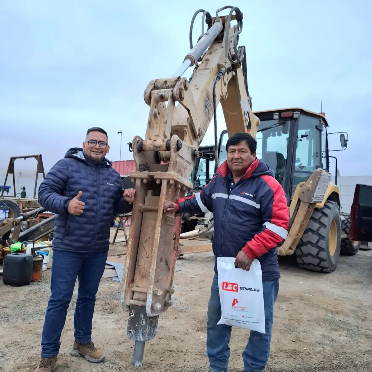 Mantenimiento Preventivo de Martillos Hidráulicos:  Guía Completa para Evitar Fallas Costosas
