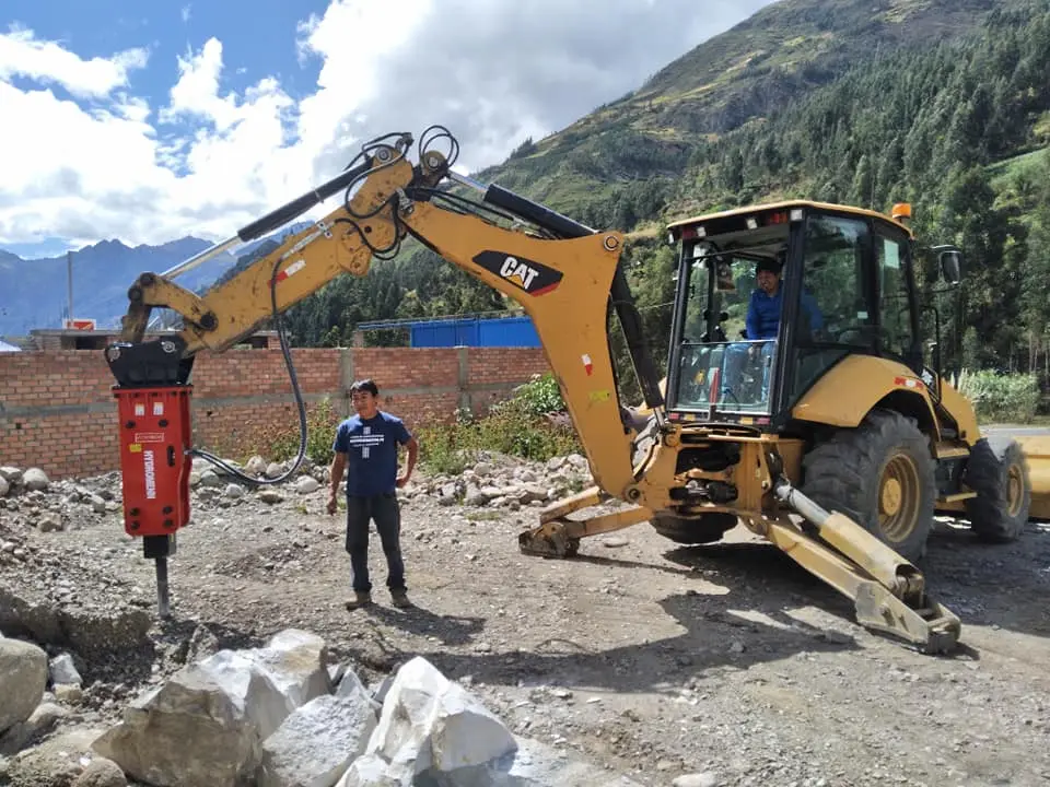 Aplicado en excavación, asfaltos, demolición y apertura de zanjas