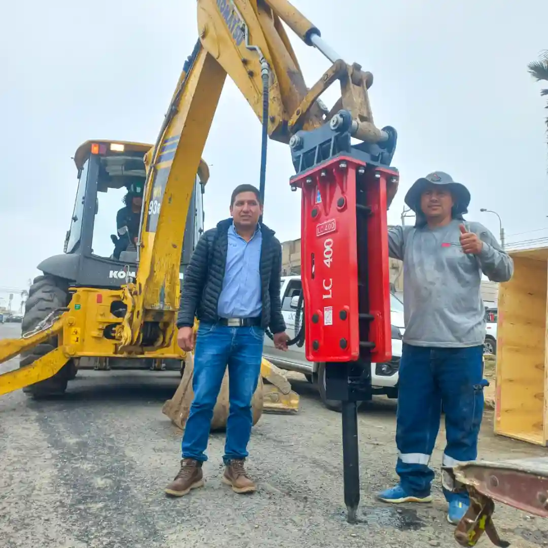 Aplicado en excavación, asfaltos, demolición y apertura de zanjas