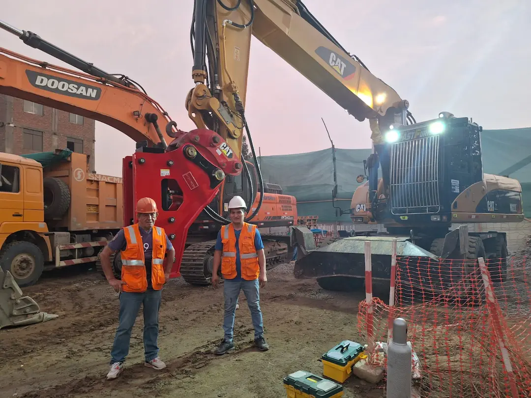 Aplicado en extracción de material, canteras y obras de infraestructura.